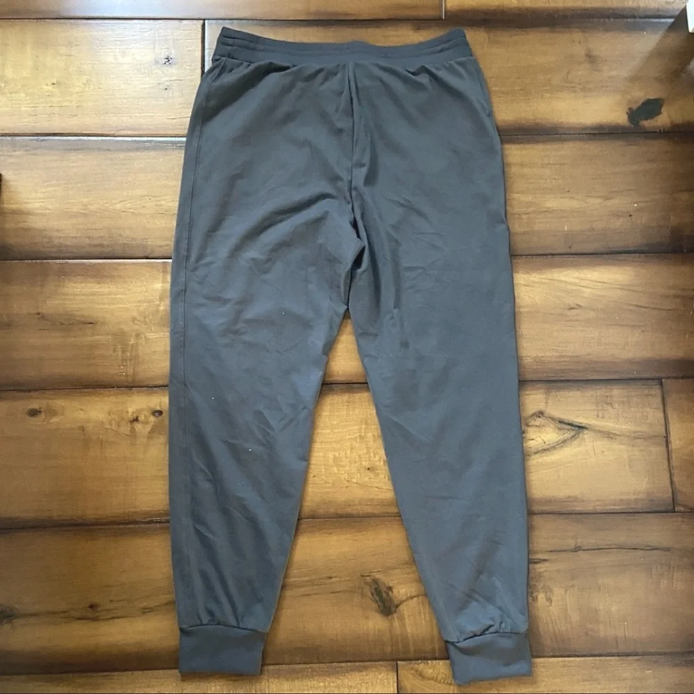 Zella Live In Gray Pocket Joggers, Medium - Picture 3 of 7